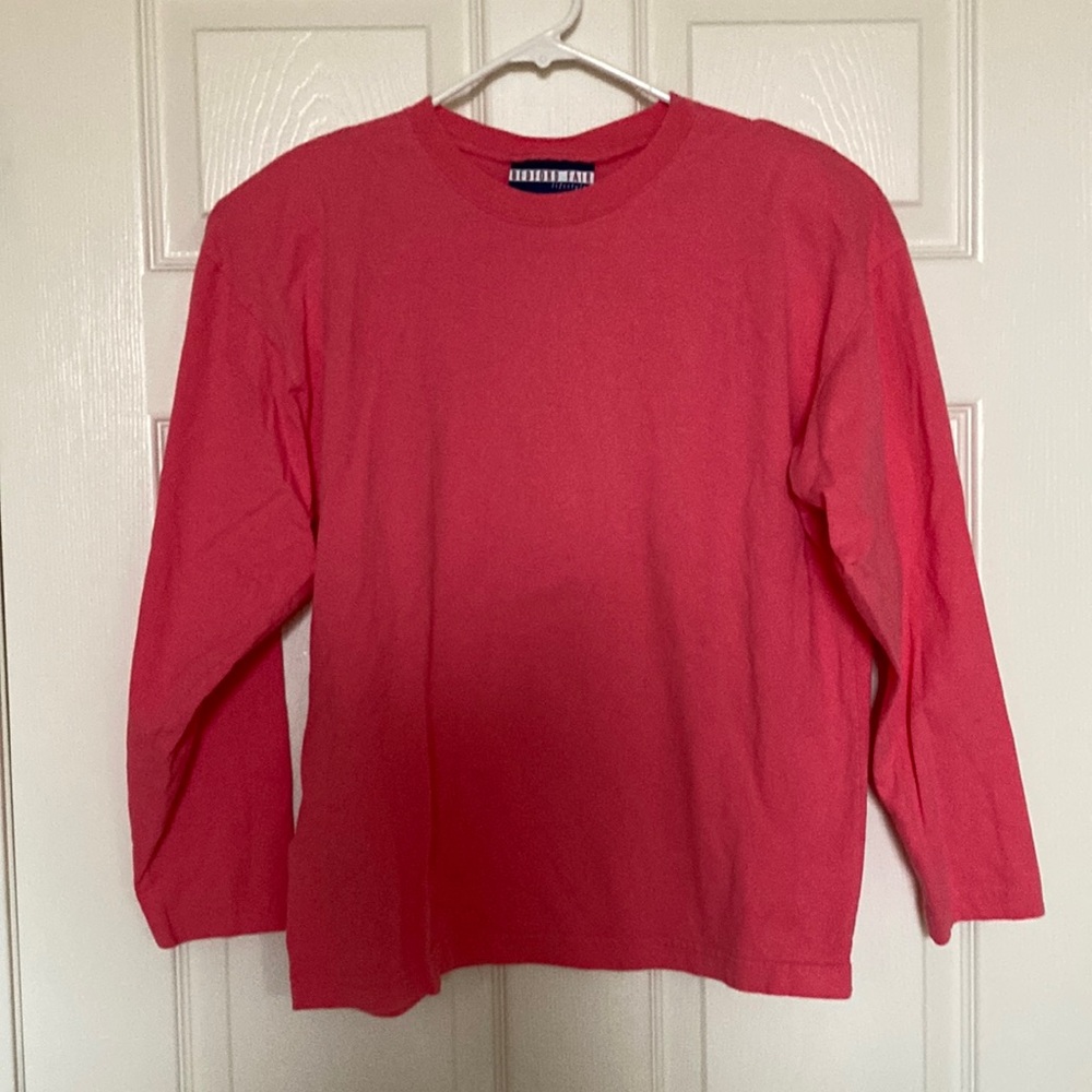 Vintage Bedford Fair "Lifestyles' T-shirt - Medium - Long Sleeves - Pink